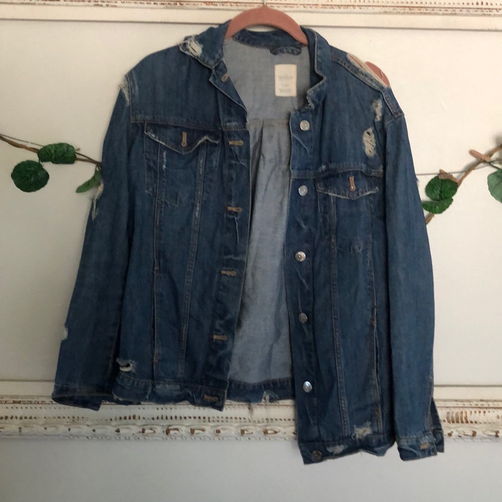 Distressed Jean Jacket Zara